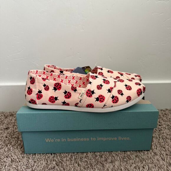NIB Toms alpargata cloudbound, pink love bug print womens 7 1/2  Retail: $59 - Picture 6 of 7